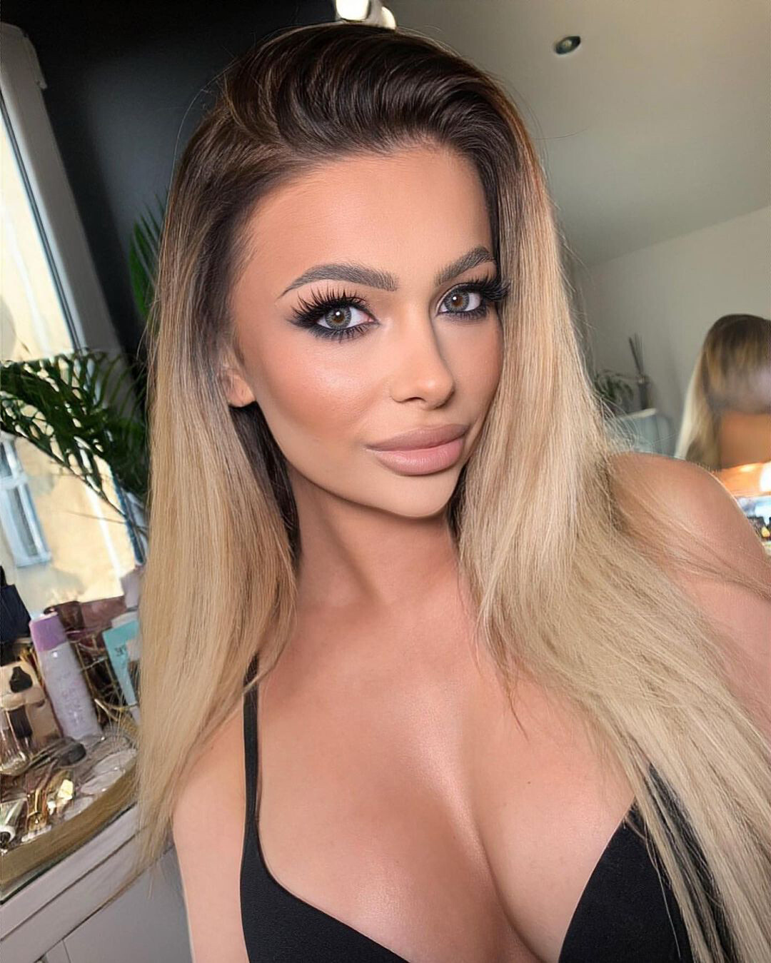 High end escort Dubai