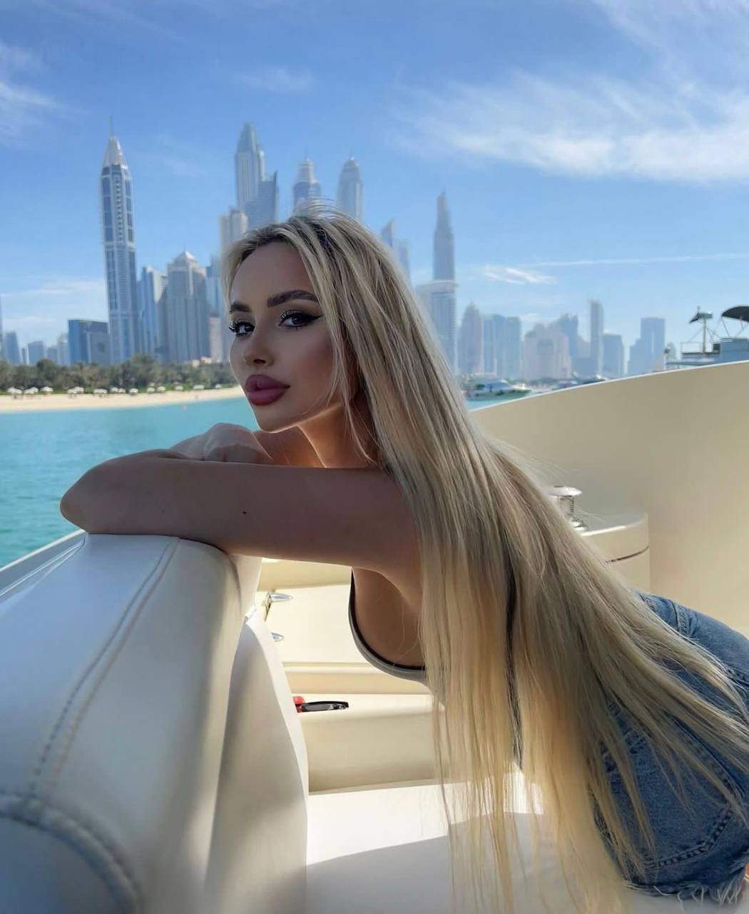 High end escort Dubai